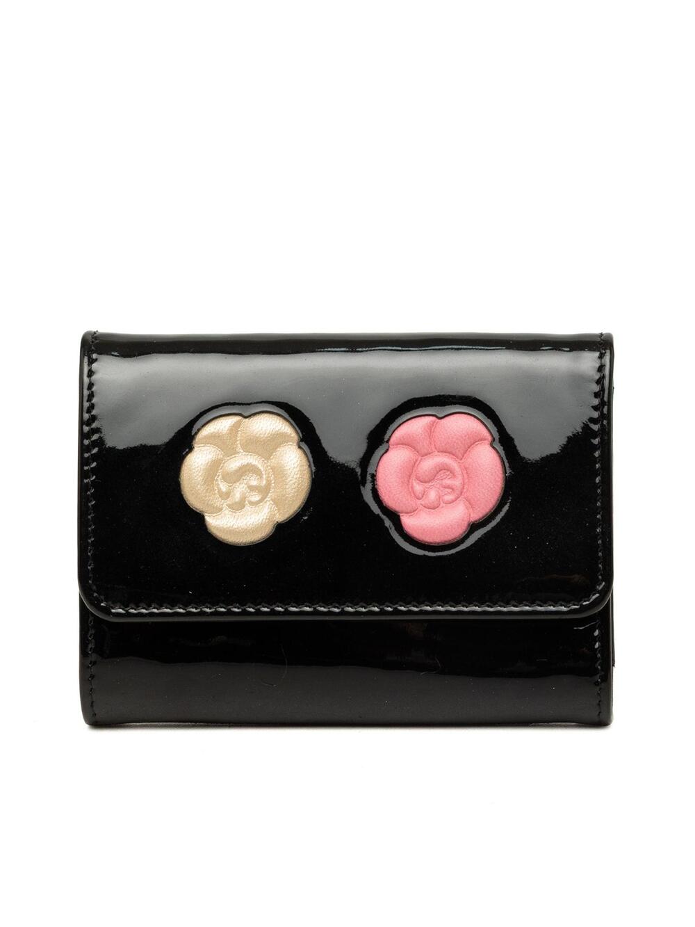 Chanel Cc Patent Camellia Key Holder #378284C36B